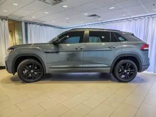 Volkswagen Atlas Cross Sport 2023 AWD SEL R-Line Black 4Motion 4dr SUV