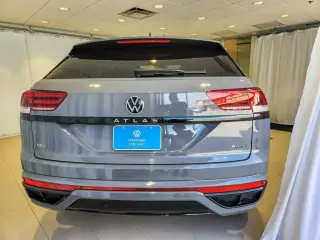 Volkswagen Atlas Cross Sport 2023 AWD SEL R-Line Black 4Motion 4dr SUV