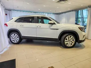 Volkswagen Atlas Cross Sport 2021 tracción en las cuatro ruedas V6 SE 4Motion 4p SUV con tecnología