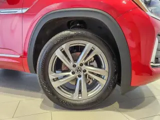 Volkswagen Atlas Cross Sport 2024 AWD SEL R-Line 4Motion 4p SUV
