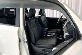Toyota 4Runner 2020 4x4 SR5 Premium 4dr SUV