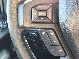 Ford F-150 2018 4x4 XLT 4dr SuperCrew 5.5 ft. SB
