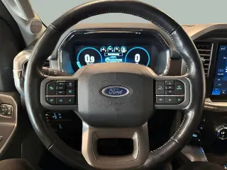 Ford F-150 2021 4x4 Lariat 4dr SuperCrew 5.5 ft. SB