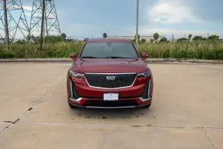 Cadillac XT6 2023 Luxury SUV de 4 puertas