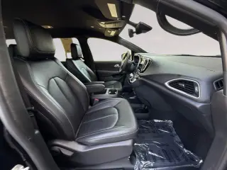 Chrysler Pacifica 2025 Select 4dr Mini-Van