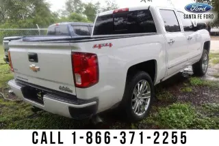 Chevrolet Silverado 1500 2017 4x4 High Country Cabina 4 puertas 5.8 ft. SB