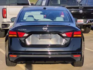 Nissan Altima 2025 2.5 SV 4dr Sedan