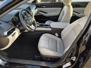 Nissan Altima 2025 2.5 SV 4dr Sedan