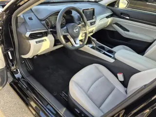 Nissan Altima 2025 2.5 SV 4dr Sedan