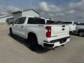 Chevrolet Silverado 1500 2021 4x4 RST 4dr Crew Cab 5.8 ft. SB