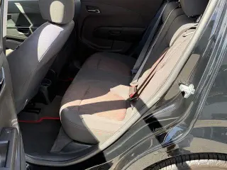 Chevrolet Sonic 2019 LT Auto 4p Hatchback