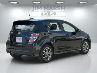 Chevrolet Sonic 2019 LT Auto 4p Hatchback