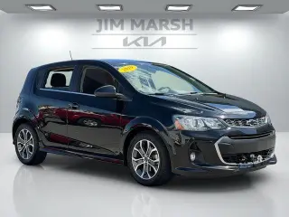 Chevrolet Sonic 2019 LT Auto 4p Hatchback
