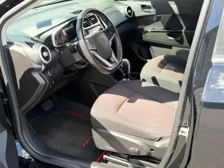 Chevrolet Sonic 2019 LT Auto 4p Hatchback