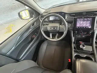 Jeep Grand Cherokee L 2024 4x2 Laredo 4p SUV