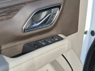 Chevrolet Tahoe 2024 4x2 LT 4p SUV