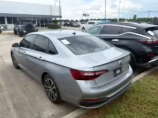 Volkswagen Jetta 2022 Sport 4p Sedan 6M
