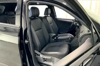 Volkswagen Tiguan 2024 SE Línea R Negro 4p SUV