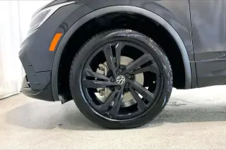 Volkswagen Tiguan 2024 SE Línea R Negro 4p SUV