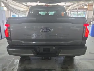 Ford F-150 Lightning 2023 AWD XLT 4dr SuperCrew 5.5 ft. SB