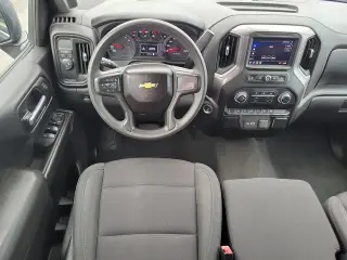 Chevrolet Silverado 1500 2022 4x2 Custom 4dr Crew Cab 5.8 ft. CB
