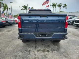 Chevrolet Silverado 1500 2022 4x2 Custom 4dr Crew Cab 5.8 ft. CB