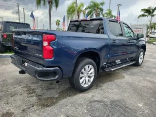 Chevrolet Silverado 1500 2022 4x2 Custom 4dr Crew Cab 5.8 ft. CB