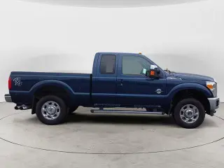 Ford F-250 Super Duty 2013 4x4 Lariat 4p SuperCab 6.8 ft. CB Pickup