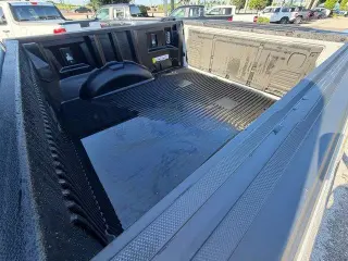 Ford F-150 2023 4x4 XLT 4dr SuperCrew 5.5 ft. SB