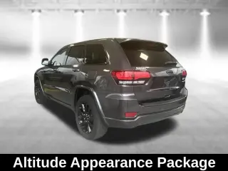 Jeep Grand Cherokee 2021 4x2 Laredo E 4dr SUV