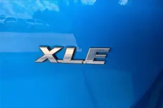 Toyota RAV4 2018 XLE 4dr SUV