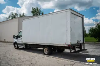 Ford Transit 2018 350 HD 2dr 178 in. WB DRW Chasis Corto con 10360 Lb. PATA