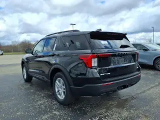 Ford Explorer 2026 AWD Active 4dr SUV