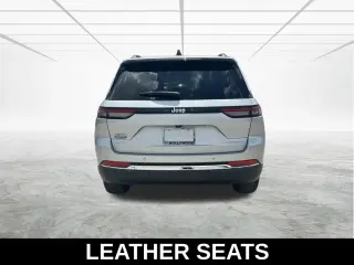 Jeep Grand Cherokee 2024 4x4 Laredo 4p SUV