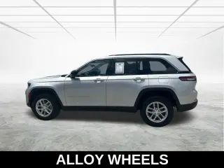 Jeep Grand Cherokee 2024 4x4 Laredo 4p SUV
