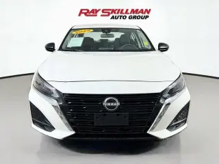 Nissan Altima 2025 2.5 SV 4dr Sedán