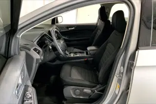 Ford Edge 2023 AWD SE 4dr Crossover