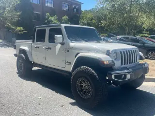 Jeep Gladiator 2022 4x4 Sport 4dr Crew Cab 5.0 ft. SB