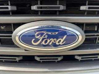 Ford F-150 2023 4x4 XLT 4dr SuperCrew 5.5 ft. SB