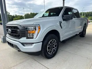 Ford F-150 2023 4x4 XLT 4dr SuperCrew 5.5 ft. SB