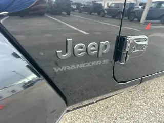 Jeep Wrangler 2025 4x4 Sahara 4dr SUV