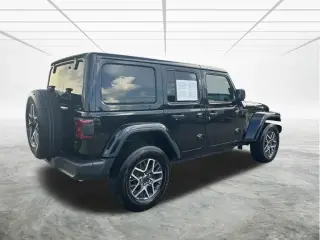 Jeep Wrangler 2025 4x4 Sahara 4dr SUV