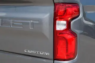 Chevrolet Silverado 1500 Limited 2022 4x2 Custom 4dr Crew Cab 5.8 ft. SB