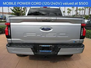 Ford F-150 Lightning 2023 AWD XLT 4dr SuperCrew 5.5 ft. SB