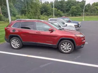 Jeep Cherokee 2015 4x4 Limited 4dr SUV