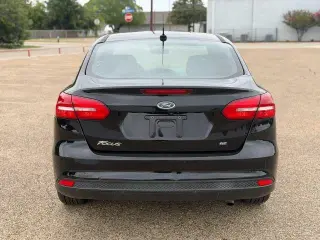 Ford Focus 2018 SE 4dr Sedán