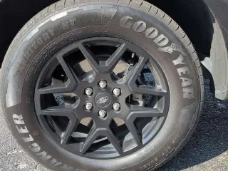 Ford F-150 2025 4x2 STX 4dr SuperCrew 5.5 ft. SB
