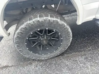 Ford F-150 2017 4x4 XLT 4dr SuperCrew 5.5 ft. SB
