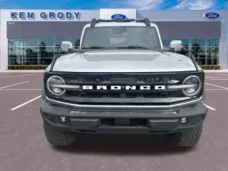 Ford Bronco 2023 4x4 Base Advanced 4dr SUV