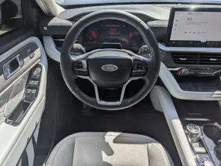 Ford Explorer 2025 Platinum 4dr SUV